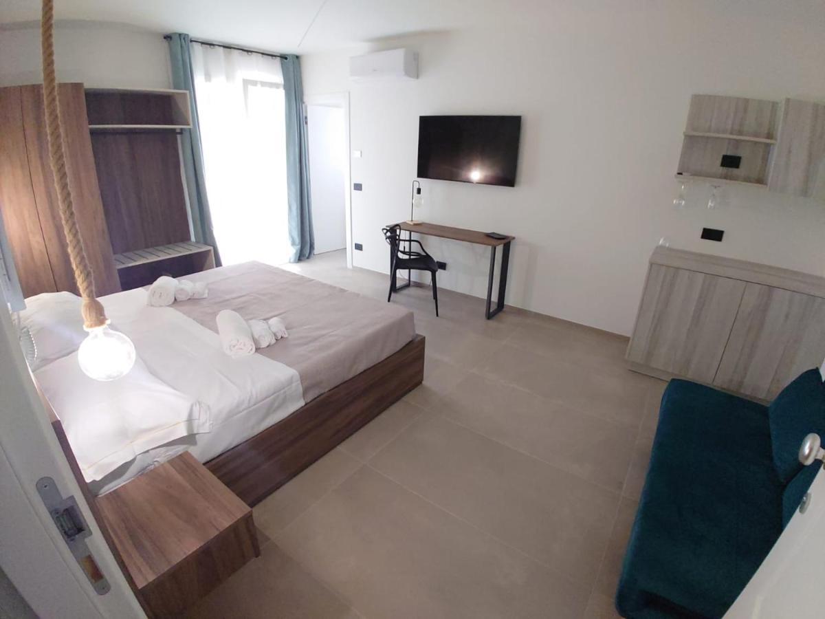 Don Turi - Charming Room Giardini-Naxos Exterior foto